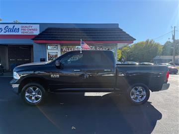2016 RAM 1500 SLT Crew Cab SWB 4WD