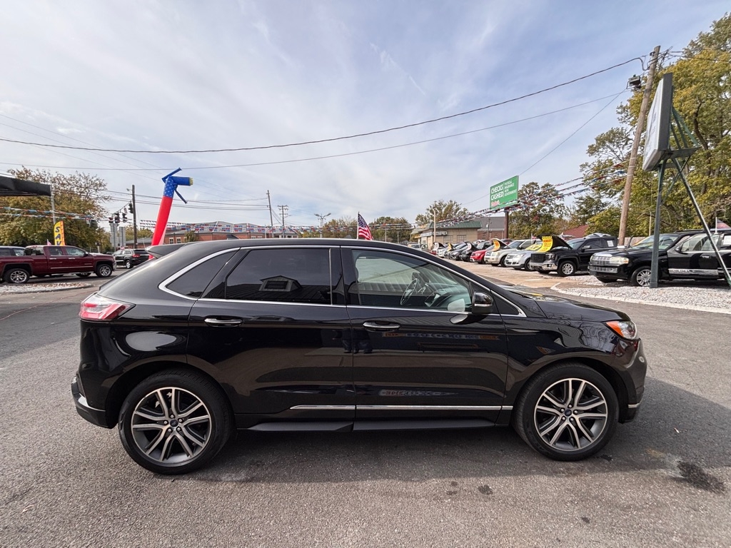 Ford Edge Titanium AWD 2019 Ford Edge Titanium AWD 2019