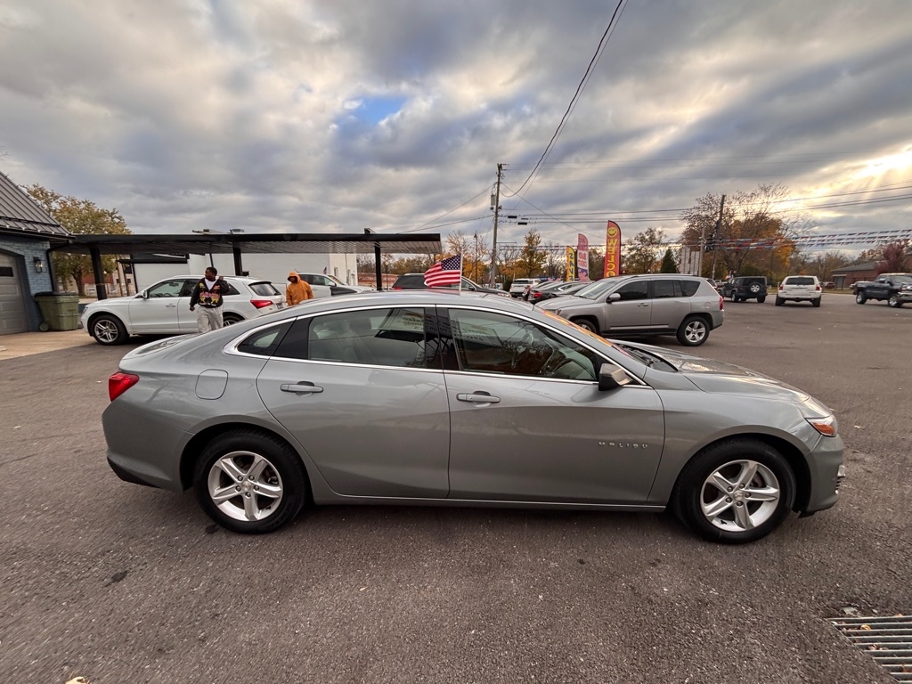 Chevrolet Malibu 1FL 2023