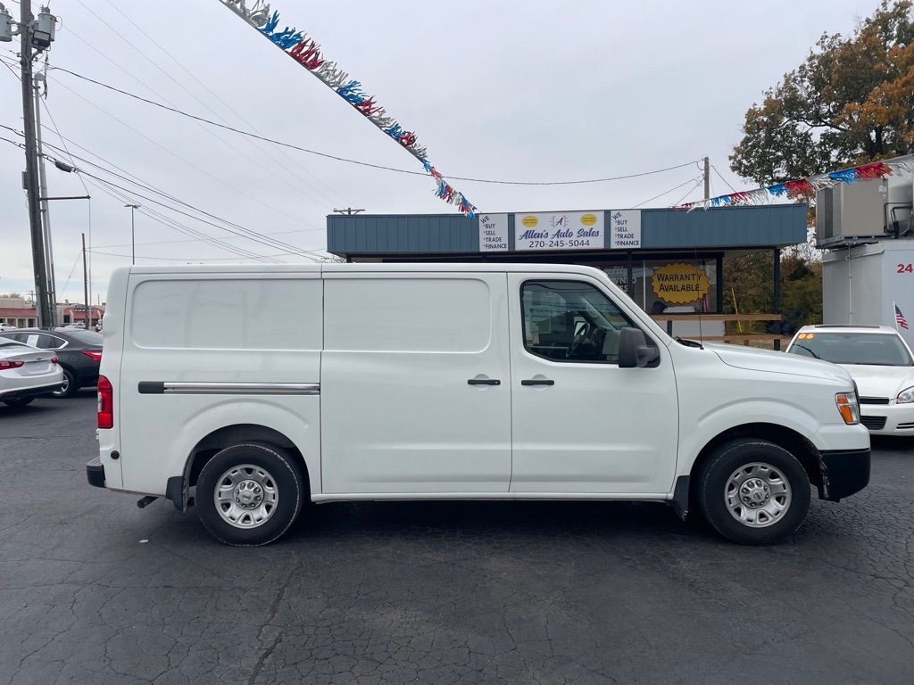 Nissan NV Cargo 2500 HD S V6 2019