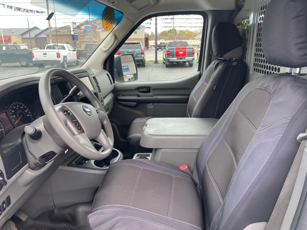 Nissan NV Cargo 2500 HD S V6 2019