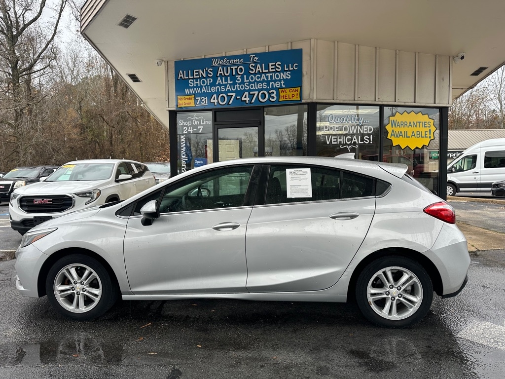 Chevrolet Cruze LT Auto Hatchback 2017
