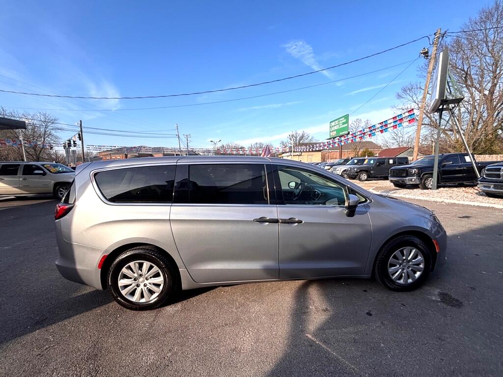 Chrysler Voyager L 2020