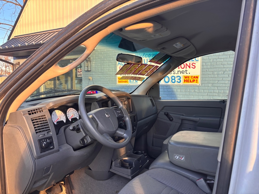 Dodge Ram 1500 ST Quad Cab 2WD 2006