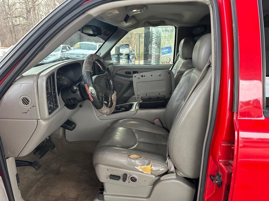 Chevrolet Silverado 2500HD Crew Cab Long Bed 4WD 2004