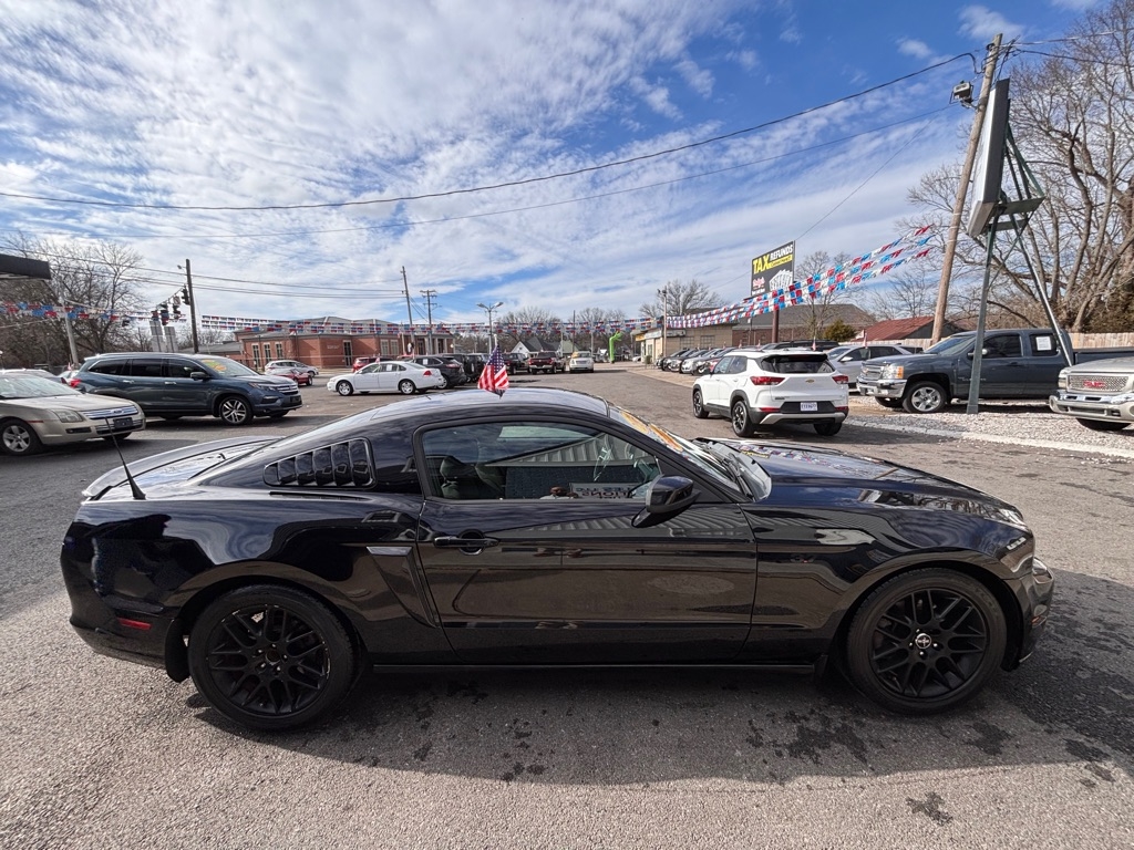 Ford Mustang V6 Coupe 2014