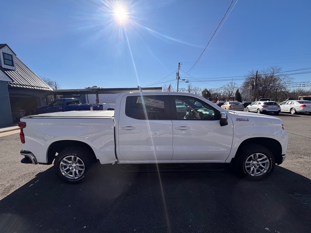 Chevrolet Silverado 1500 LT Crew Cab 4WD 2020