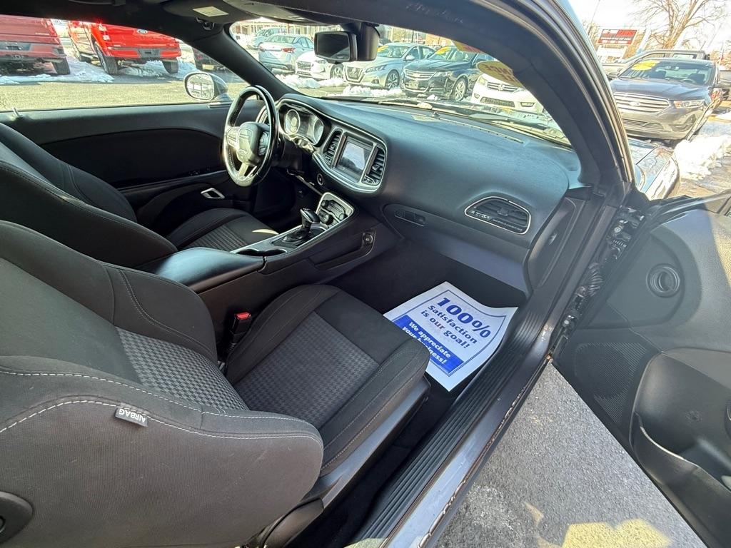 Dodge Challenger SXT 2020