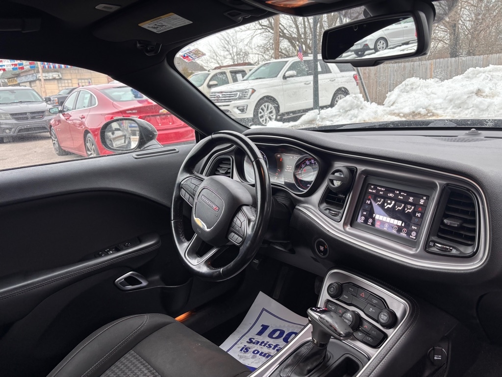 Dodge Challenger SXT 2020