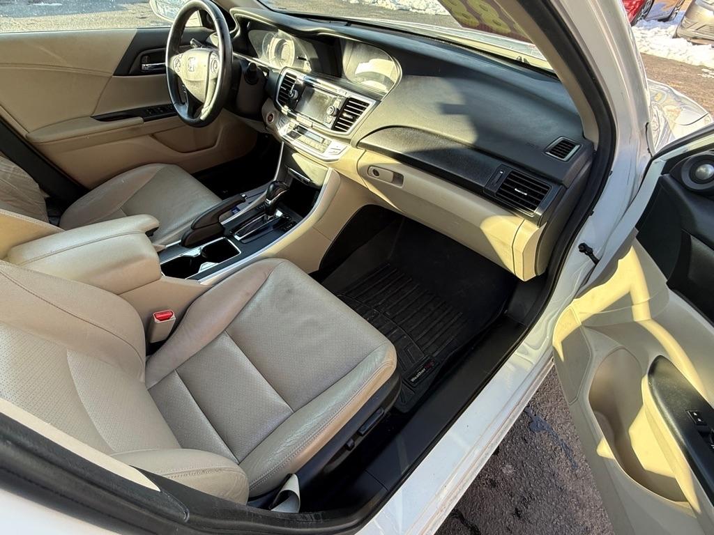 Honda Accord EX-L V6 Sedan AT 2013