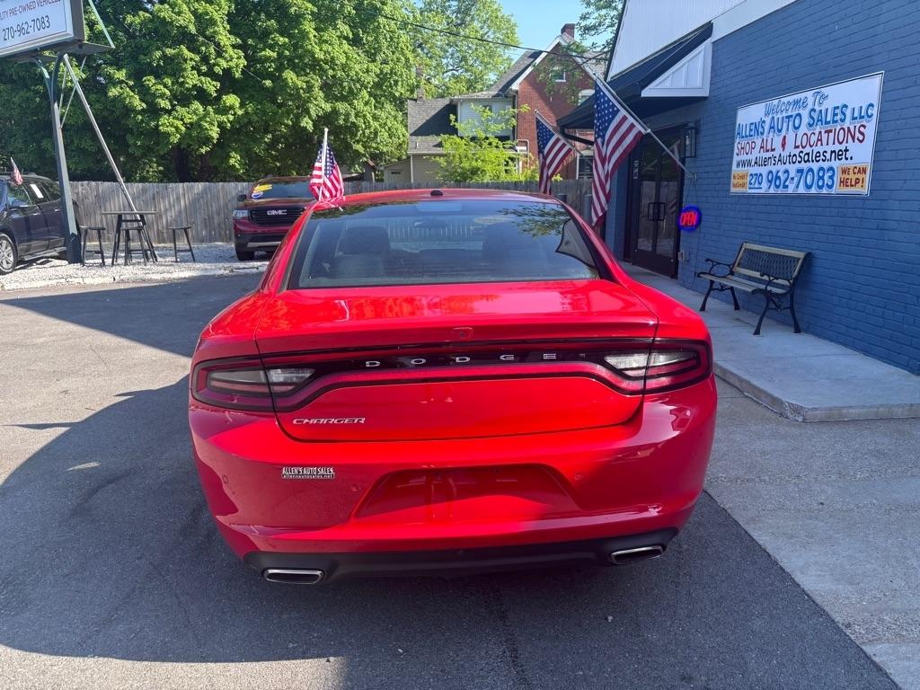 Dodge Charger SXT 2021