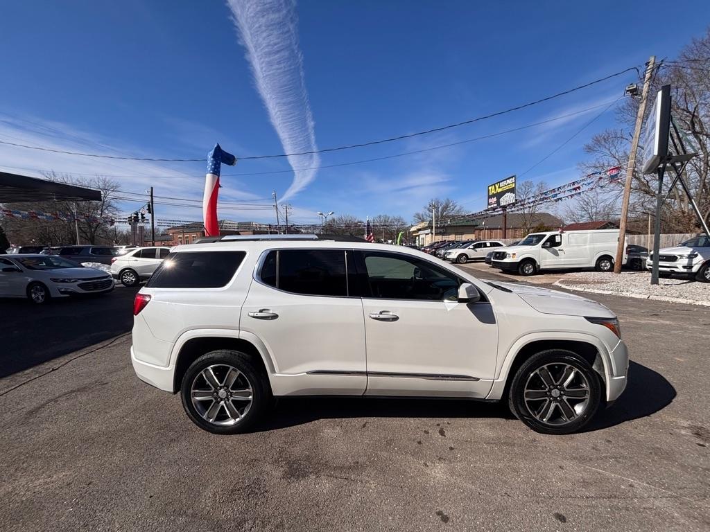 GMC Acadia Denali AWD 2017