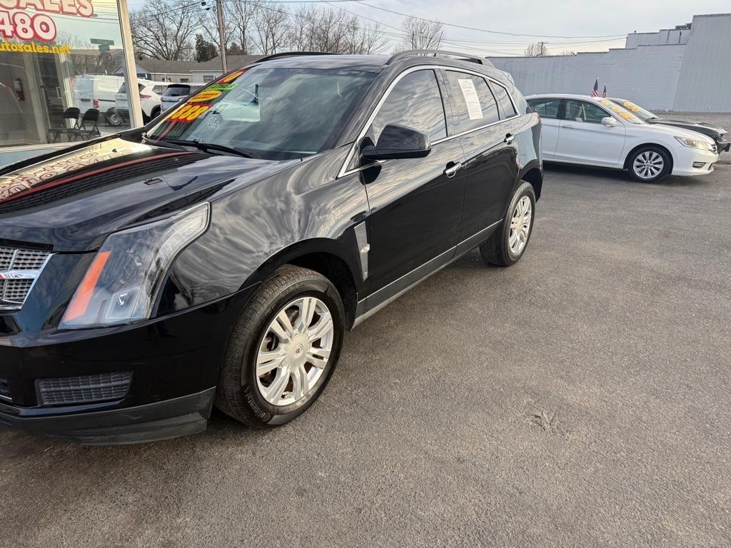 Cadillac SRX Base 2010