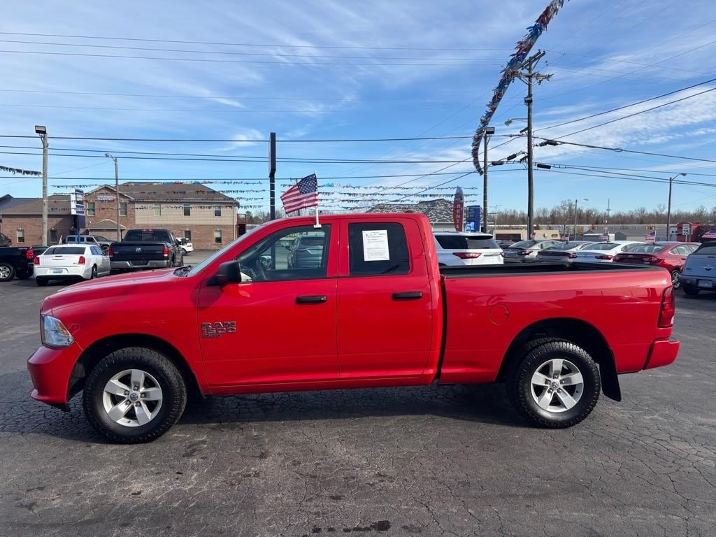 RAM 1500 Classic Tradesman Quad Cab 4WD 2019
