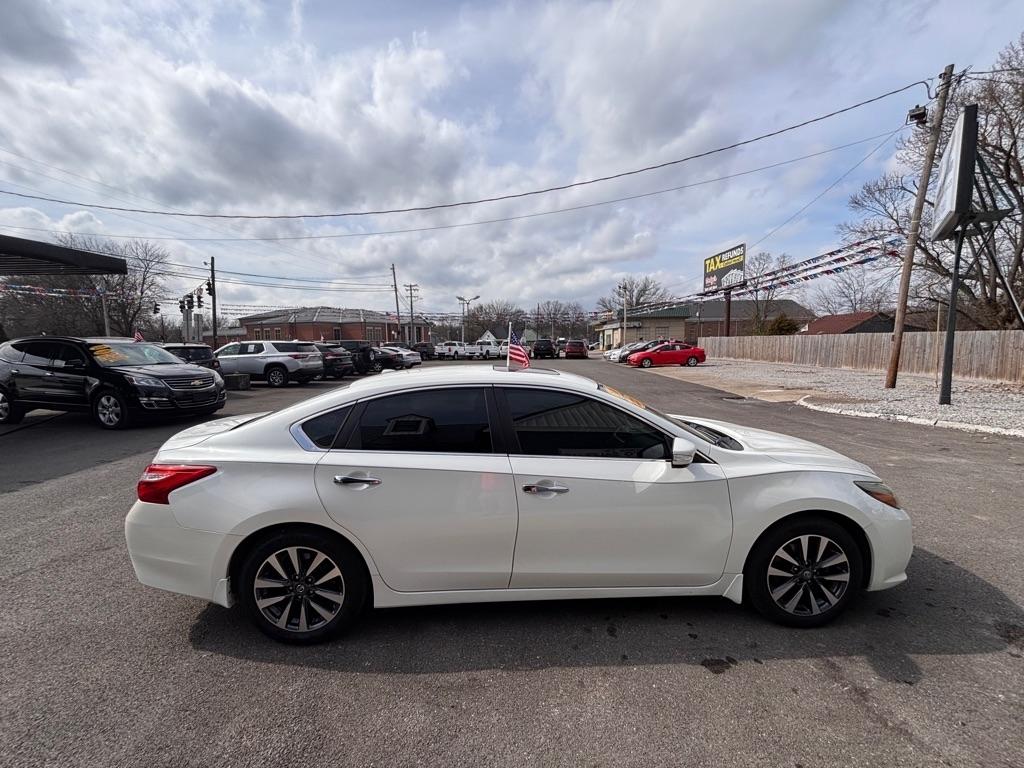 Nissan Altima 2.5 SR 2016