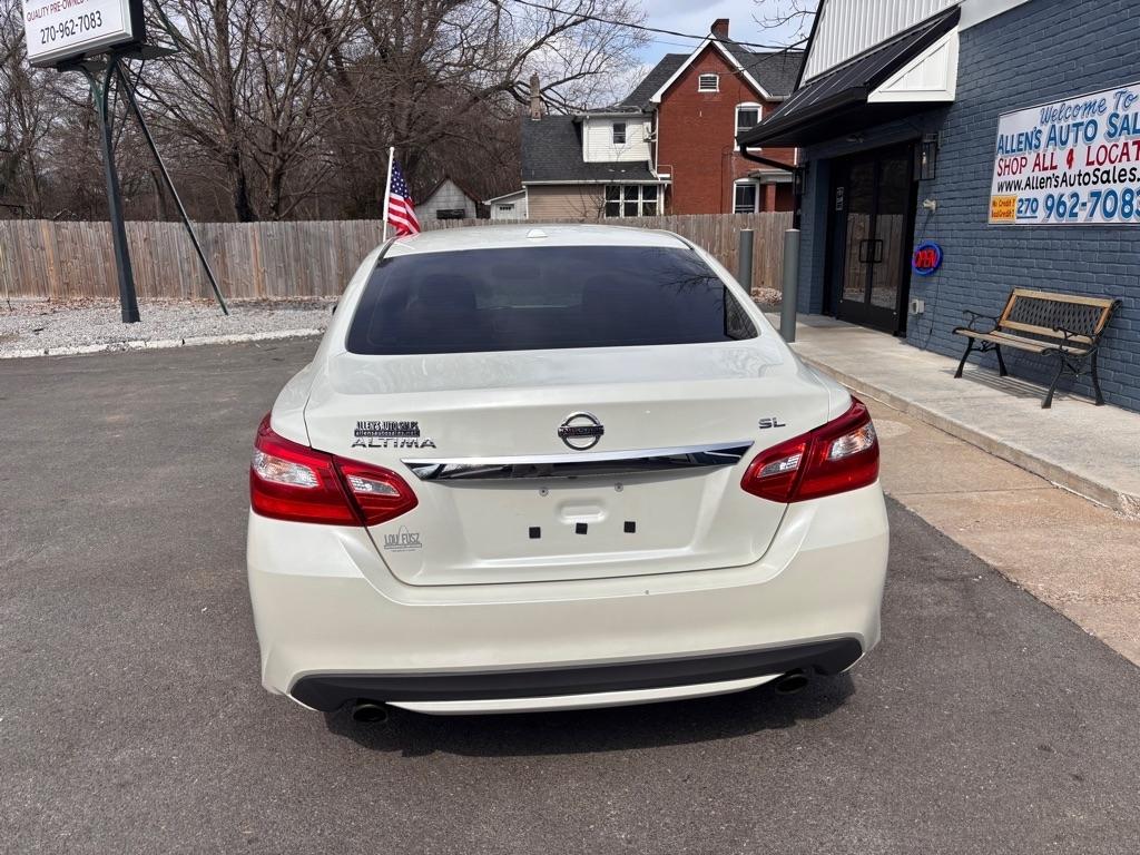 Nissan Altima 2.5 SR 2016