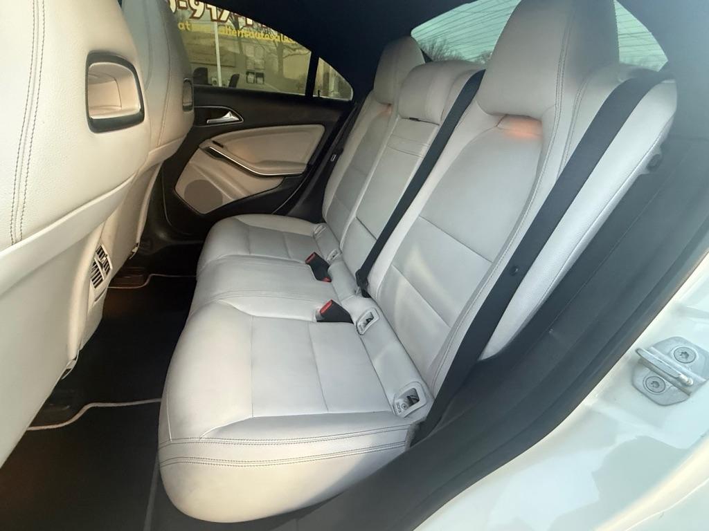 Mercedes-Benz CLA-Class CLA250 4MATIC 2016