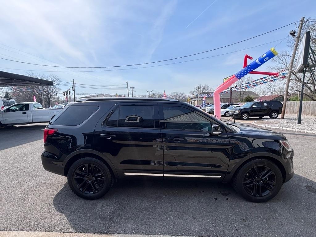 Ford Explorer XLT FWD 2016