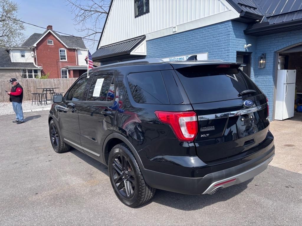 Ford Explorer XLT FWD 2016