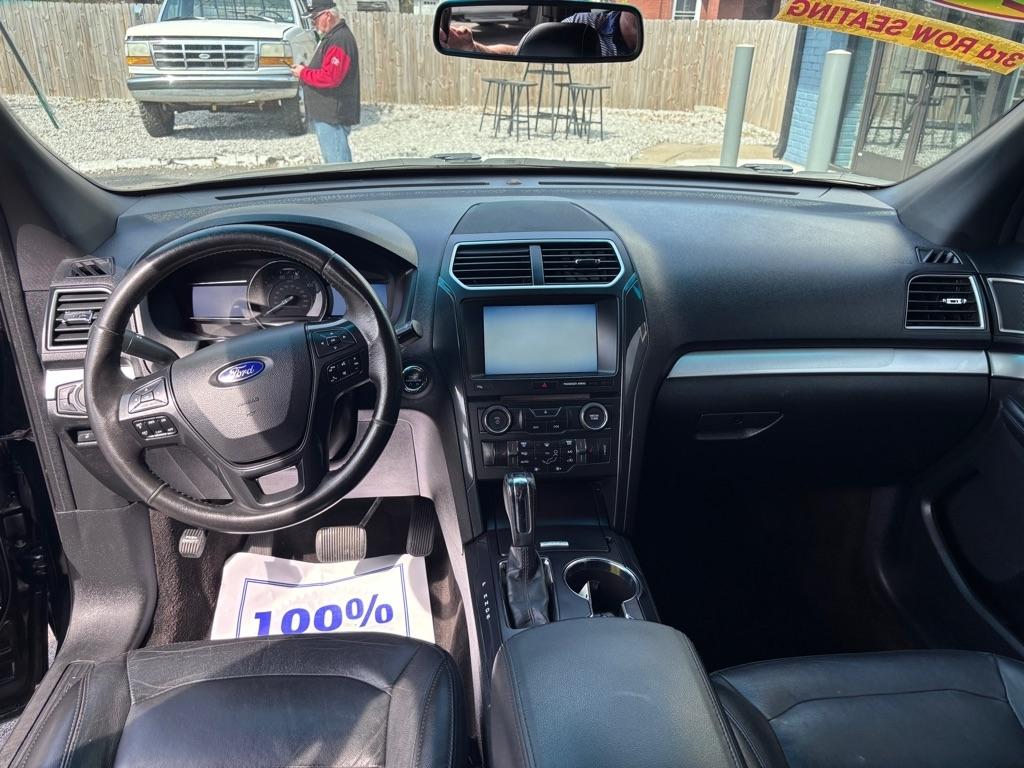 Ford Explorer XLT FWD 2016