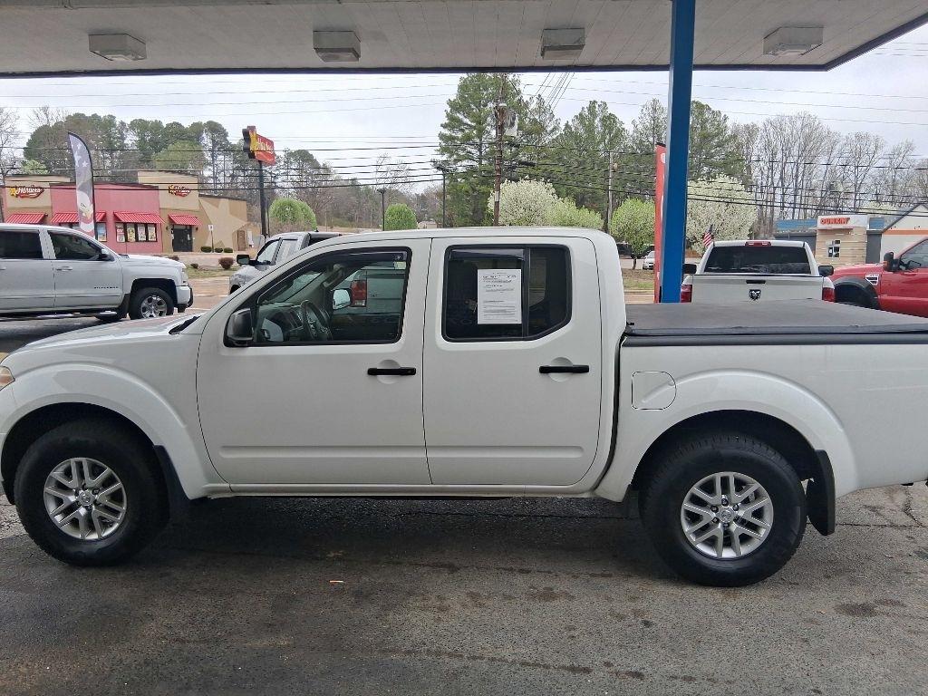 Nissan Frontier S Crew Cab 6MT 4WD 2015