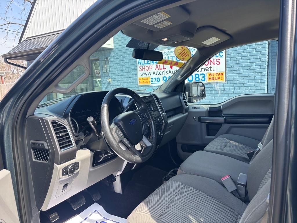 Ford F-150 XLT SuperCrew Short Box 4WD 2015