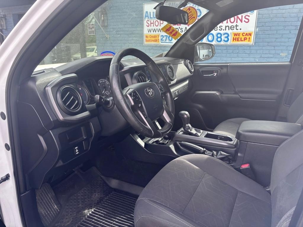 Toyota Tacoma SR5 Access Cab V6 6AT 4WD 2017