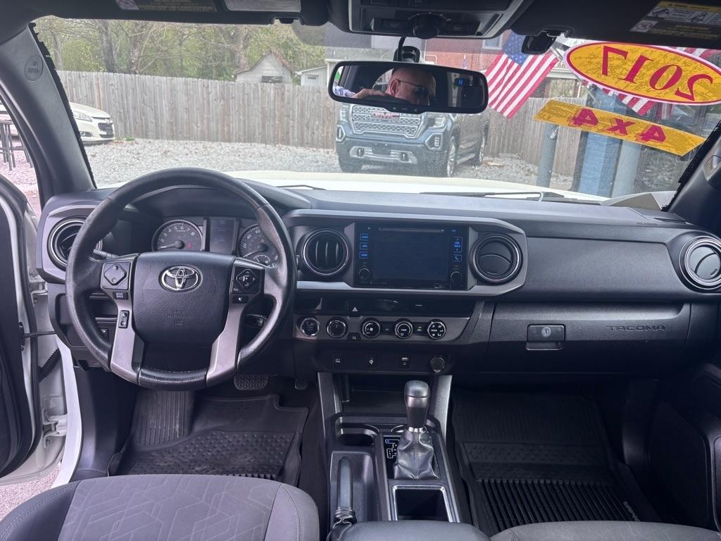 Toyota Tacoma SR5 Access Cab V6 6AT 4WD 2017