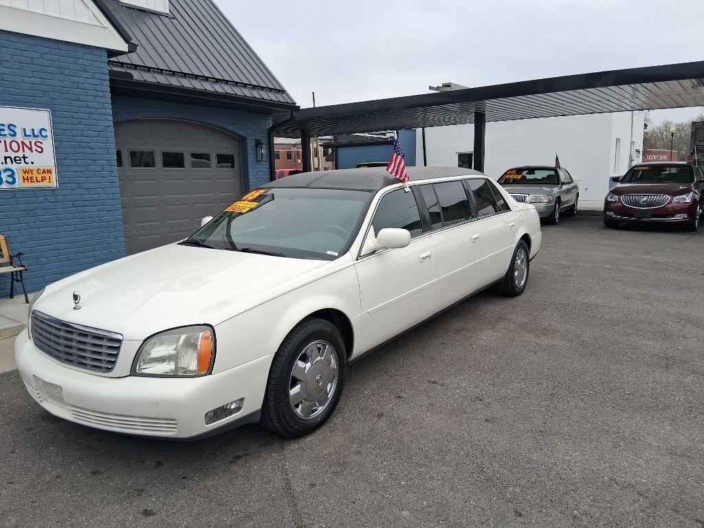 Cadillac Krystal Koach Base FWD 2005