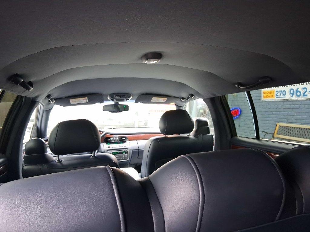 Cadillac Krystal Koach Base FWD 2005