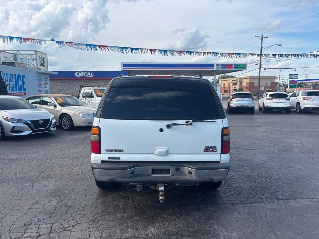 GMC Yukon 2WD 2004