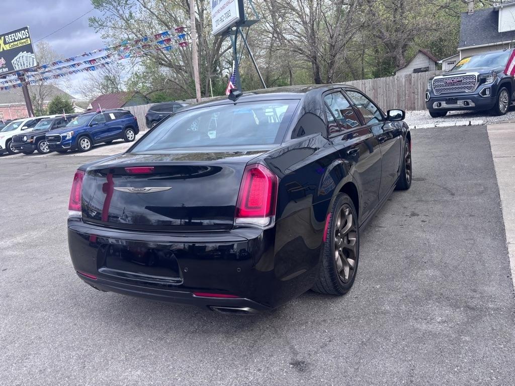 Chrysler 300 S V6 RWD 2017