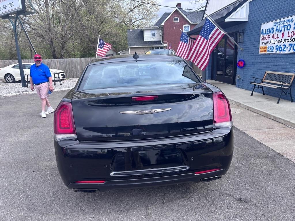 Chrysler 300 S V6 RWD 2017