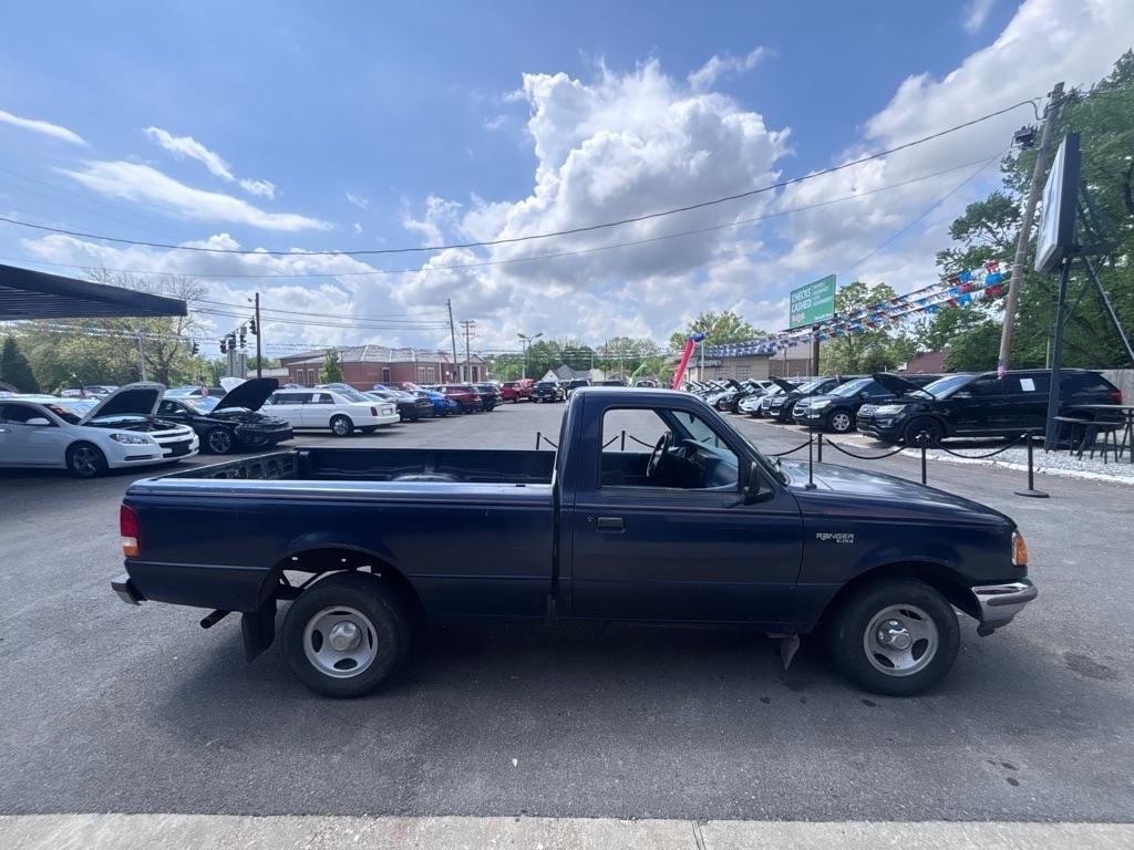 Ford Ranger XL Reg. Cab Short Bed 2WD 1995