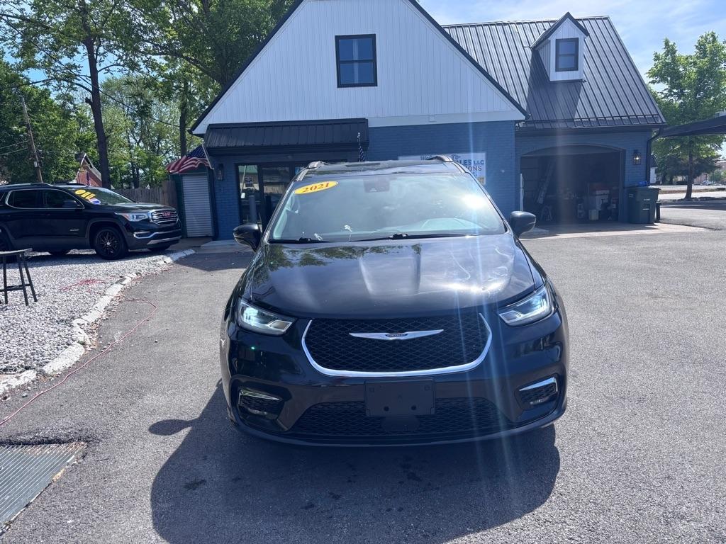 Chrysler Pacifica Touring Plus 2021