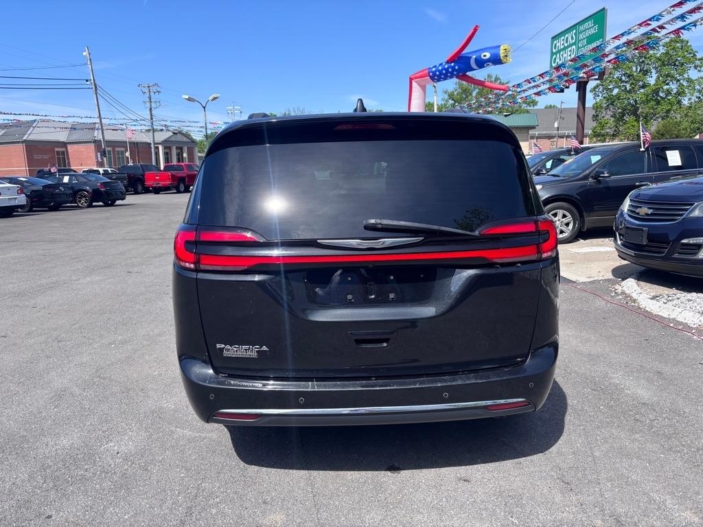 Chrysler Pacifica Touring Plus 2021