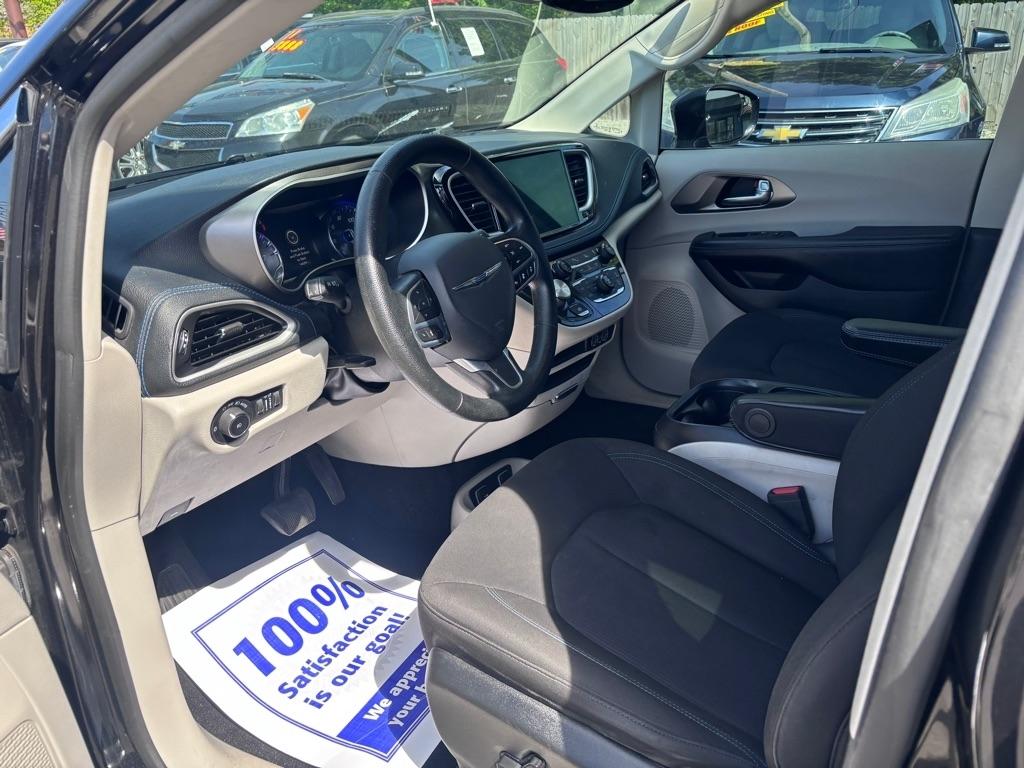 Chrysler Pacifica Touring Plus 2021