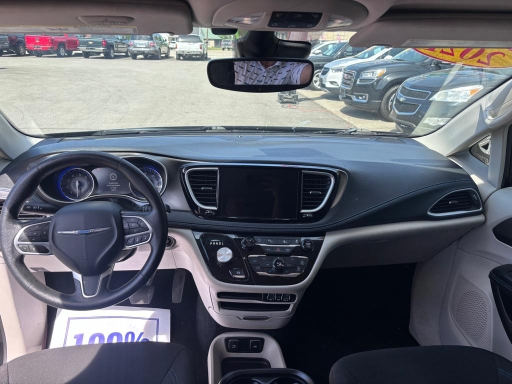 Chrysler Pacifica Touring Plus 2021