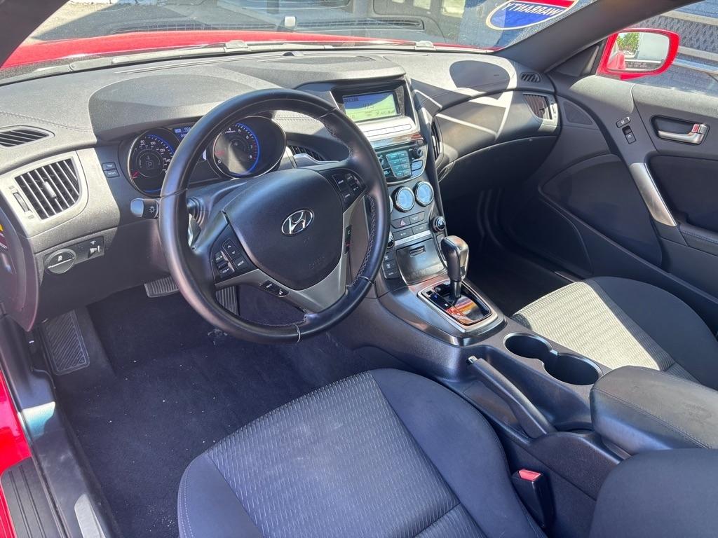 Hyundai Genesis Coupe 2.0T 8AT 2014