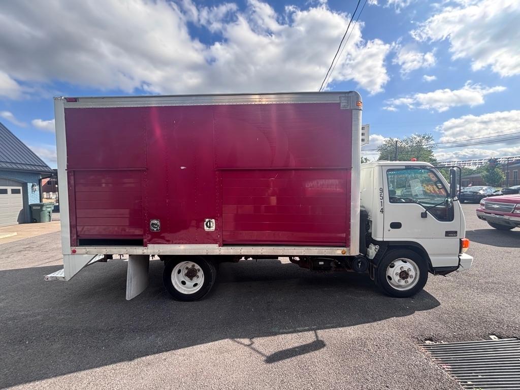 GMC W45042  2005
