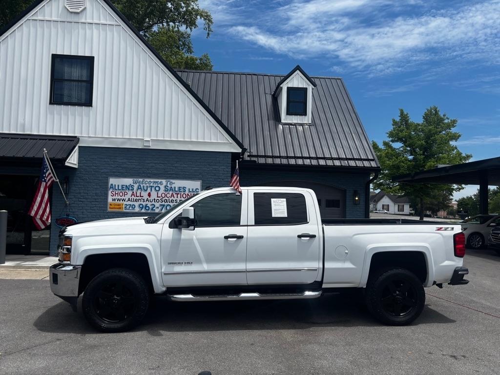2015 Chevrolet Silverado 3500HD LT Crew Cab 4WD