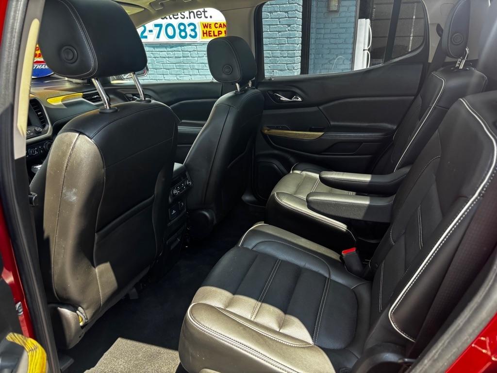 GMC Acadia Denali AWD 2018