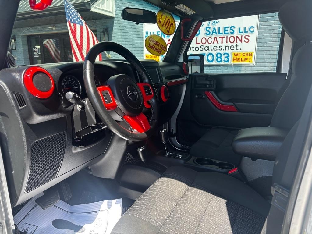 Jeep Wrangler Unlimited Sport 4WD 2012