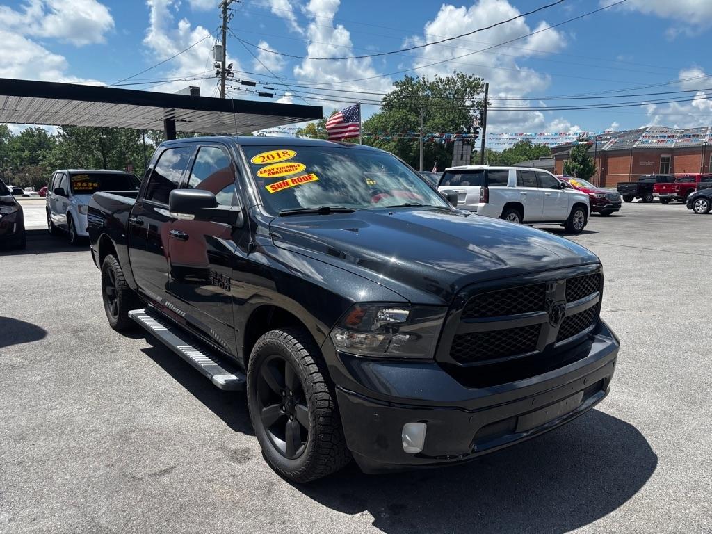RAM 1500 SLT Crew Cab SWB 4WD 2018