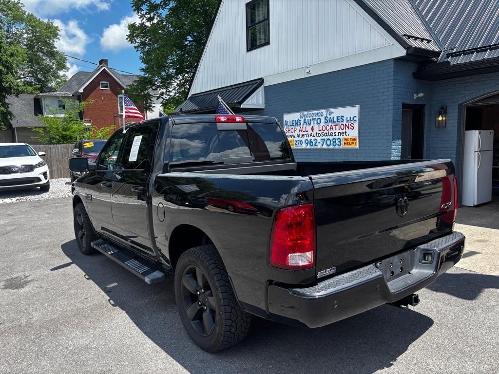 RAM 1500 SLT Crew Cab SWB 4WD 2018