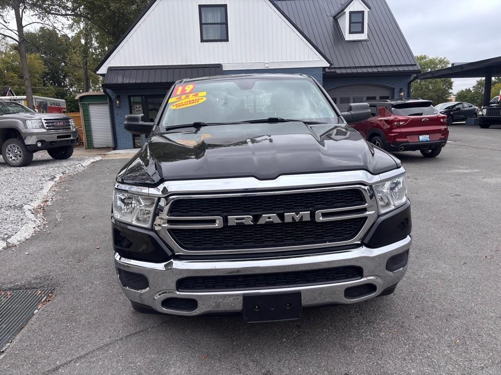 RAM 1500 Tradesman Quad Cab 4WD 2019