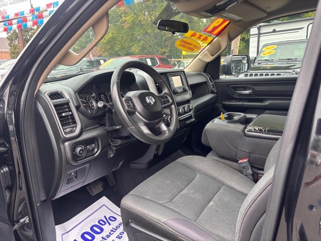 RAM 1500 Tradesman Quad Cab 4WD 2019