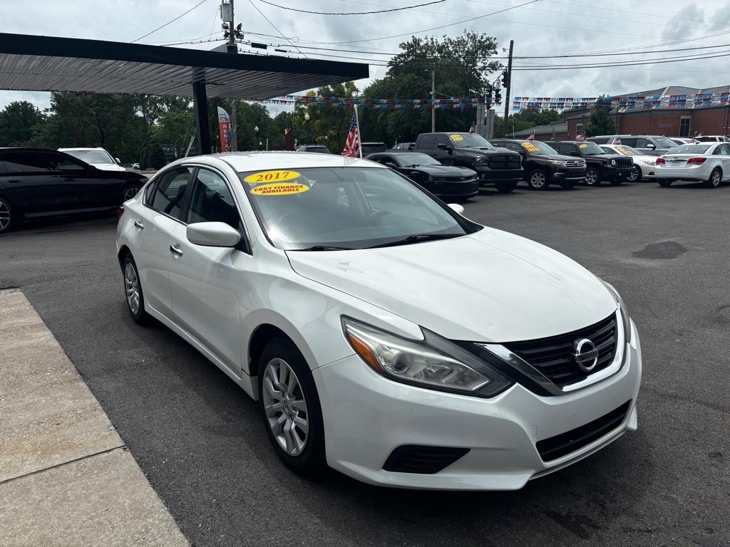 Nissan Altima 2.5 SV 2017