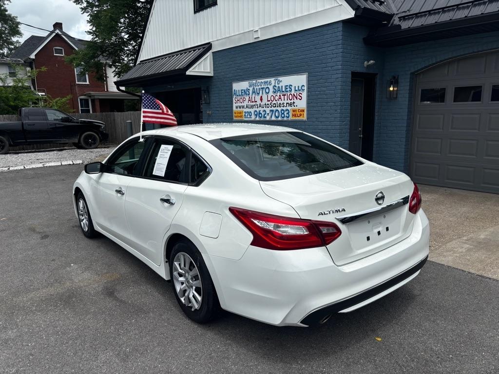 Nissan Altima 2.5 SV 2017