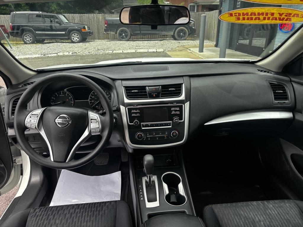 Nissan Altima 2.5 SV 2017